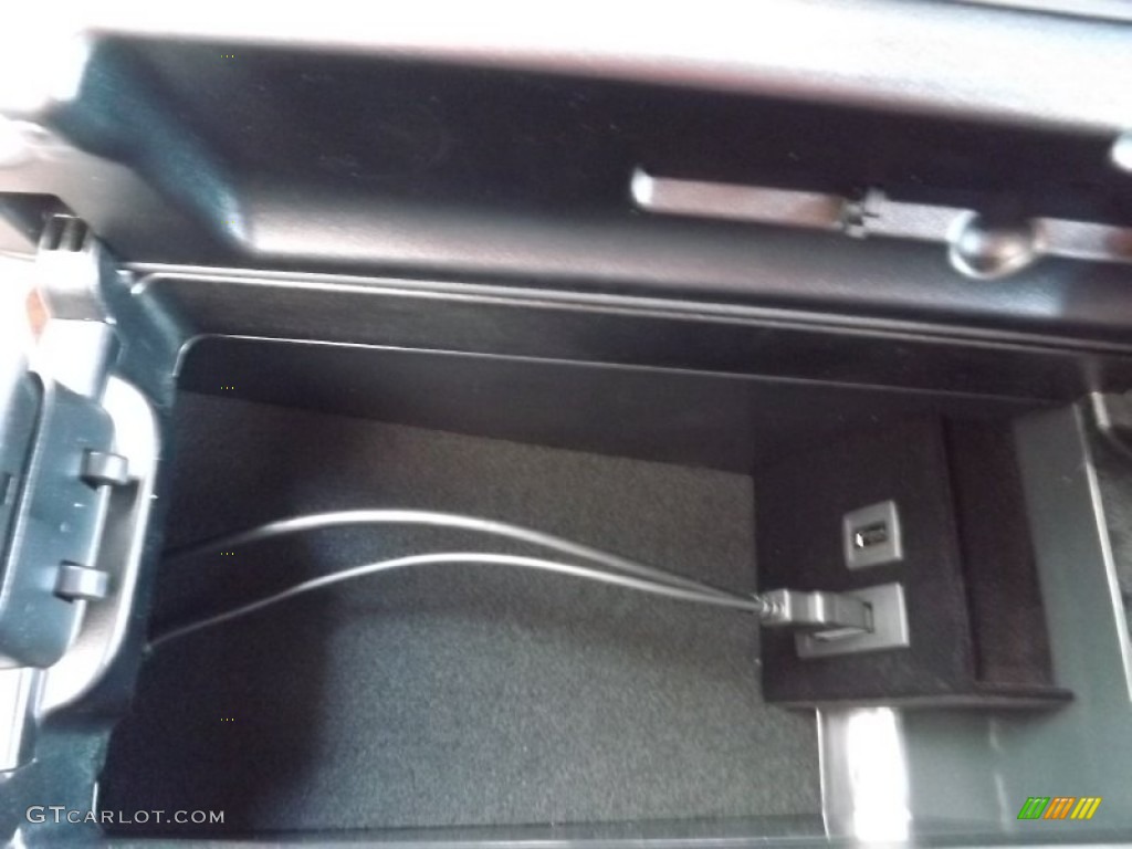 2014 E 350 4Matic Sedan - Iridium Silver Metallic / Black photo #12