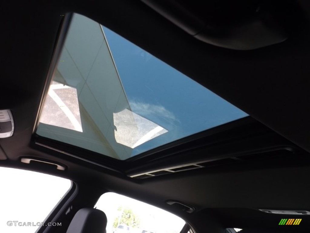 2014 E 350 4Matic Sedan - Iridium Silver Metallic / Black photo #14