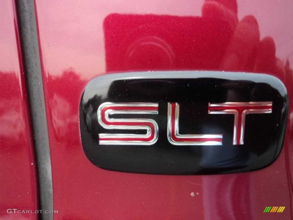 2005 Sierra 1500 SLT Crew Cab 4x4 - Sport Red Metallic / Dark Pewter photo #34