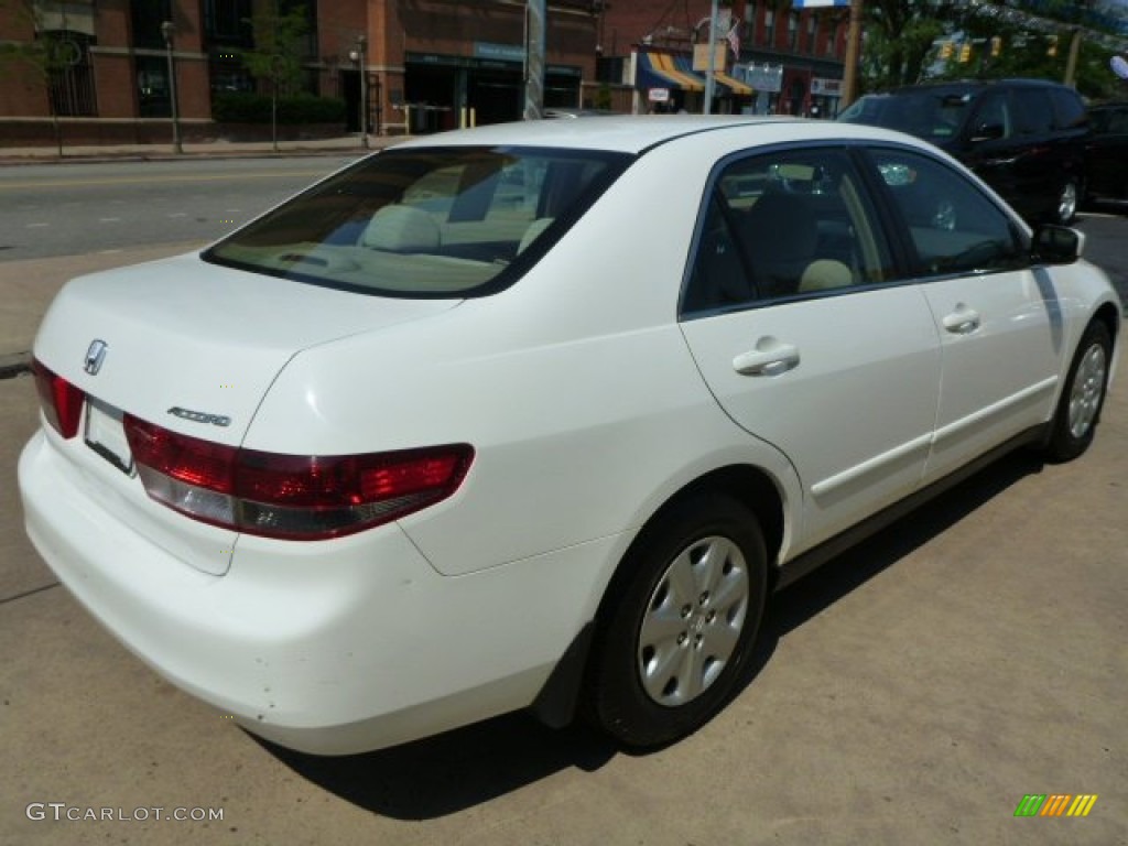 2003 Accord LX Sedan - Taffeta White / Ivory photo #12