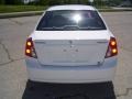 2006 Absolute White Suzuki Forenza Sedan  photo #7