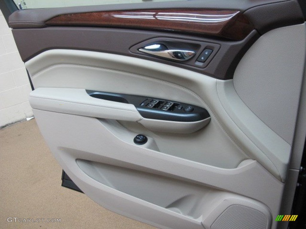 2015 Cadillac SRX Luxury AWD Shale/Brownstone Door Panel Photo #95345638
