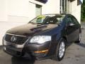 Mocha Brown - Passat 2.0T Sedan Photo No. 2