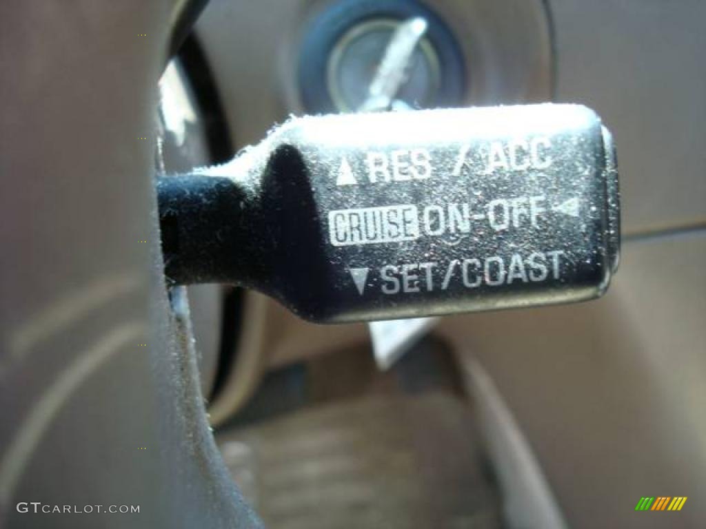 1999 Camry LE V6 - Cashmere Beige Metallic / Oak photo #16