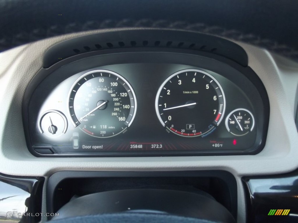 2011 BMW 5 Series 550i xDrive Gran Turismo Gauges Photos