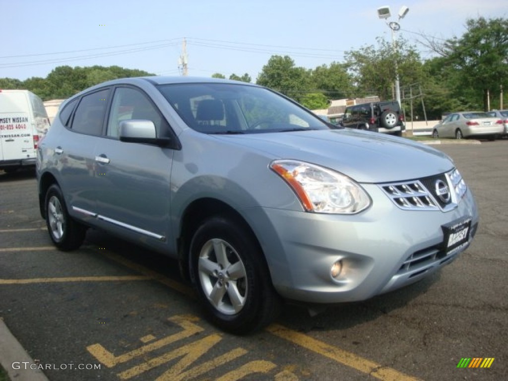 2013 Rogue S AWD - Frosted Steel / Gray photo #3