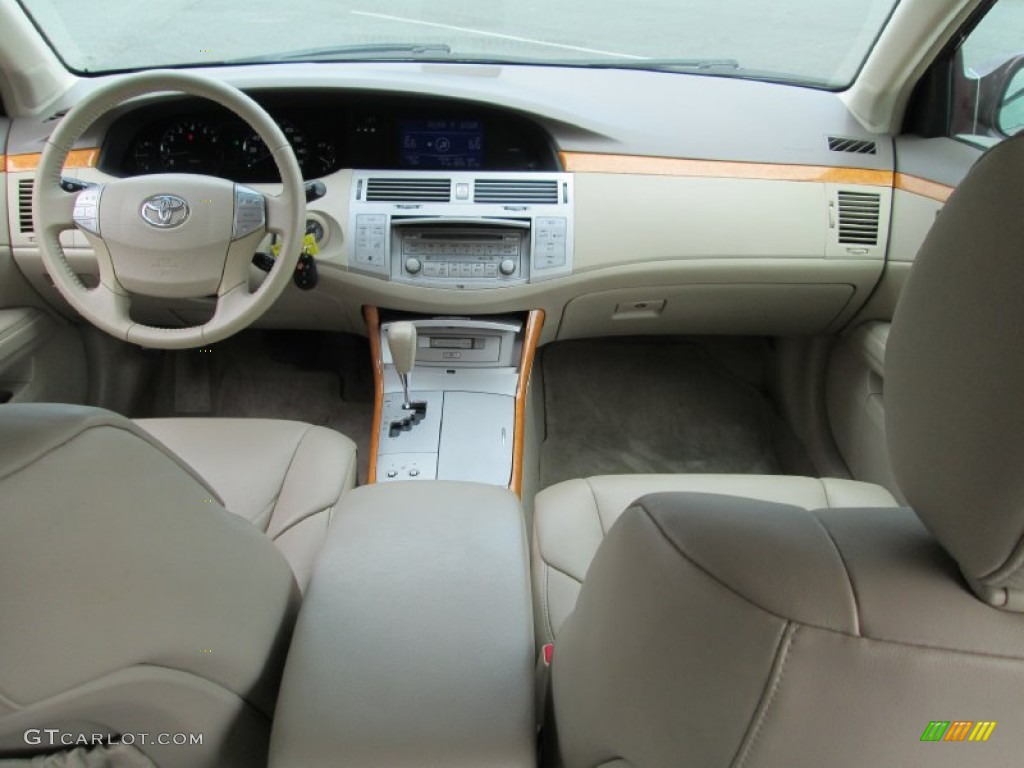 2007 Toyota Avalon XLS Dashboard Photos