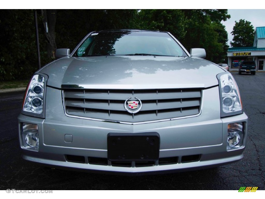 2004 SRX V8 - Light Platinum Metallic / Light Gray photo #2
