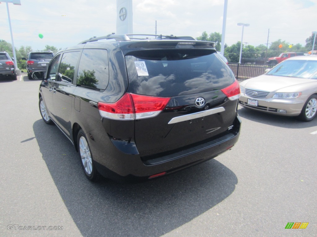 2013 Sienna Limited AWD - Black / Light Gray photo #1