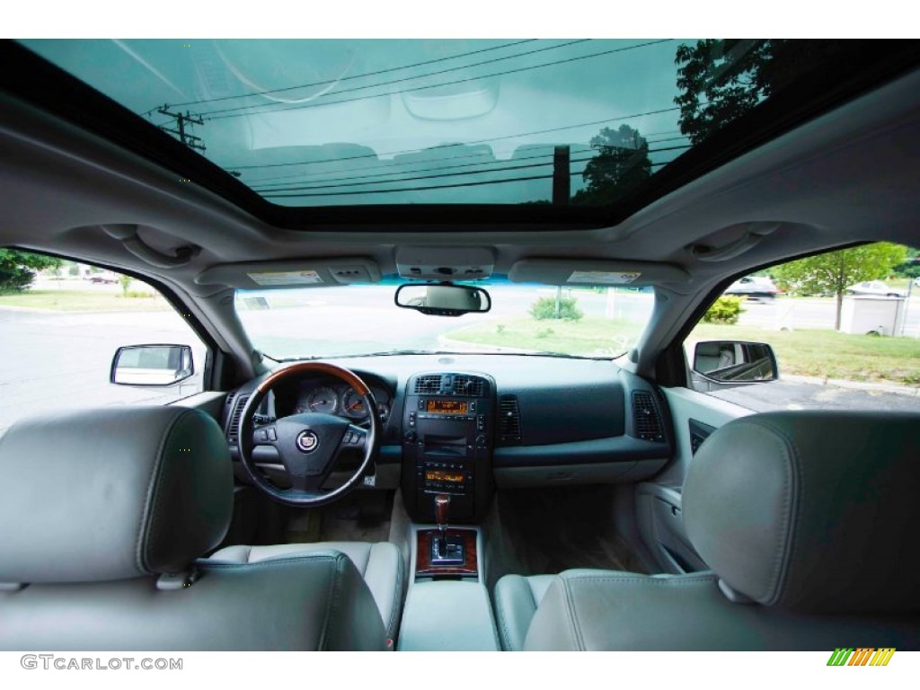 2004 SRX V8 - Light Platinum Metallic / Light Gray photo #12