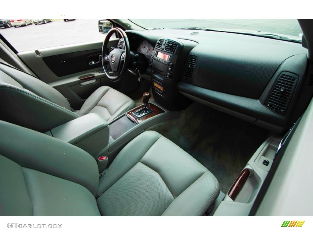 2004 SRX V8 - Light Platinum Metallic / Light Gray photo #13