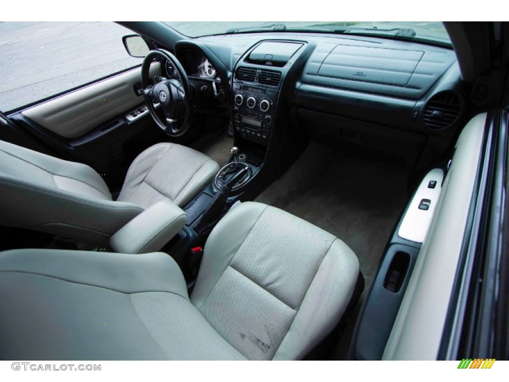 2004 Lexus IS 300 Front Seat Photos