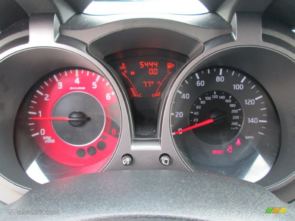 2013 Nissan Juke NISMO Gauges Photo #95365376