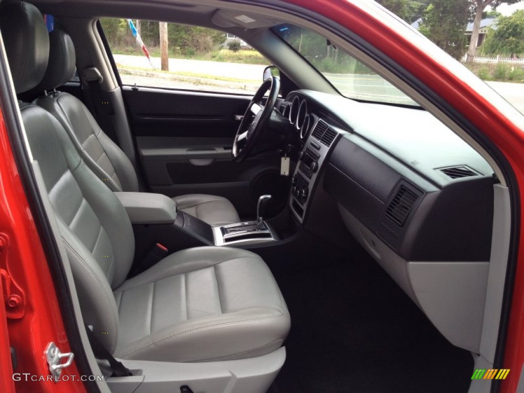 2007 Magnum R/T AWD - TorRed / Dark Slate Gray/Light Graystone photo #11