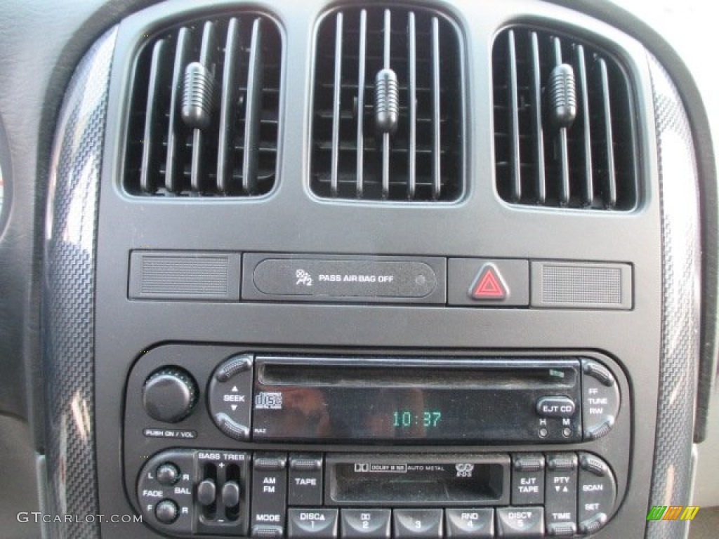 2007 Dodge Caravan SXT Audio System Photos