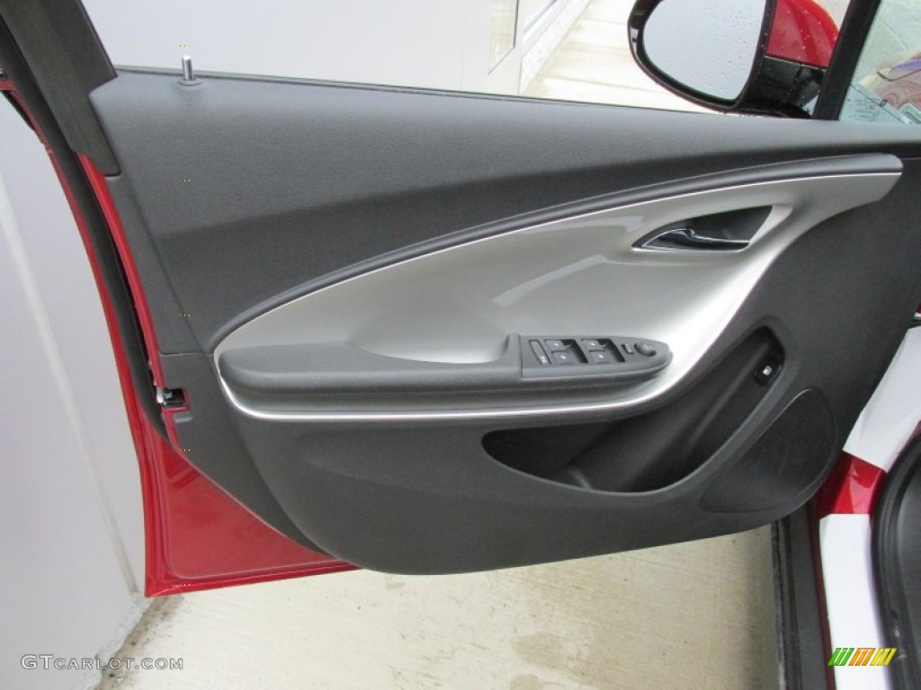 2015 Chevrolet Volt Standard Volt Model Jet Black/Ceramic White Accents Door Panel Photo #95377268