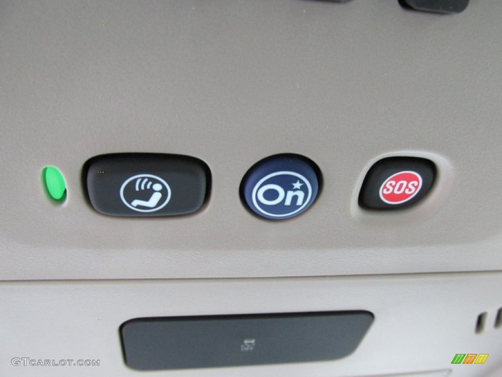2015 Chevrolet Volt Standard Volt Model Controls Photo #95377460