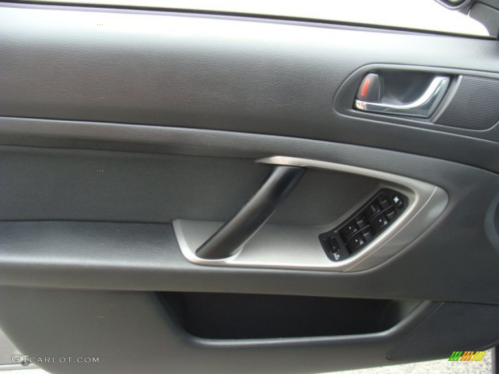 2008 Outback 2.5i Wagon - Quartz Silver Metallic / Off Black photo #12