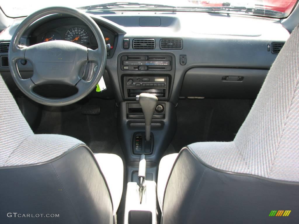 1995 Tercel DX Sedan - Sierra Green Metallic / Gray photo #12