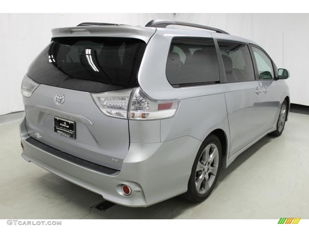 2012 Sienna SE - Silver Sky Metallic / Dark Charcoal photo #8