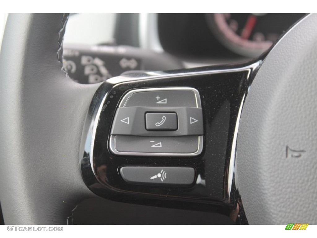 2014 Volkswagen Beetle R-Line Convertible Controls Photo #95386769