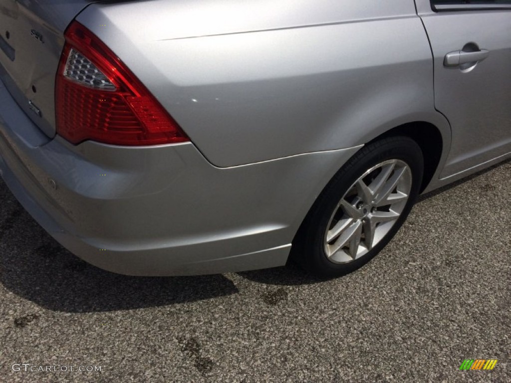 2010 Fusion SEL V6 - Brilliant Silver Metallic / Medium Light Stone photo #34