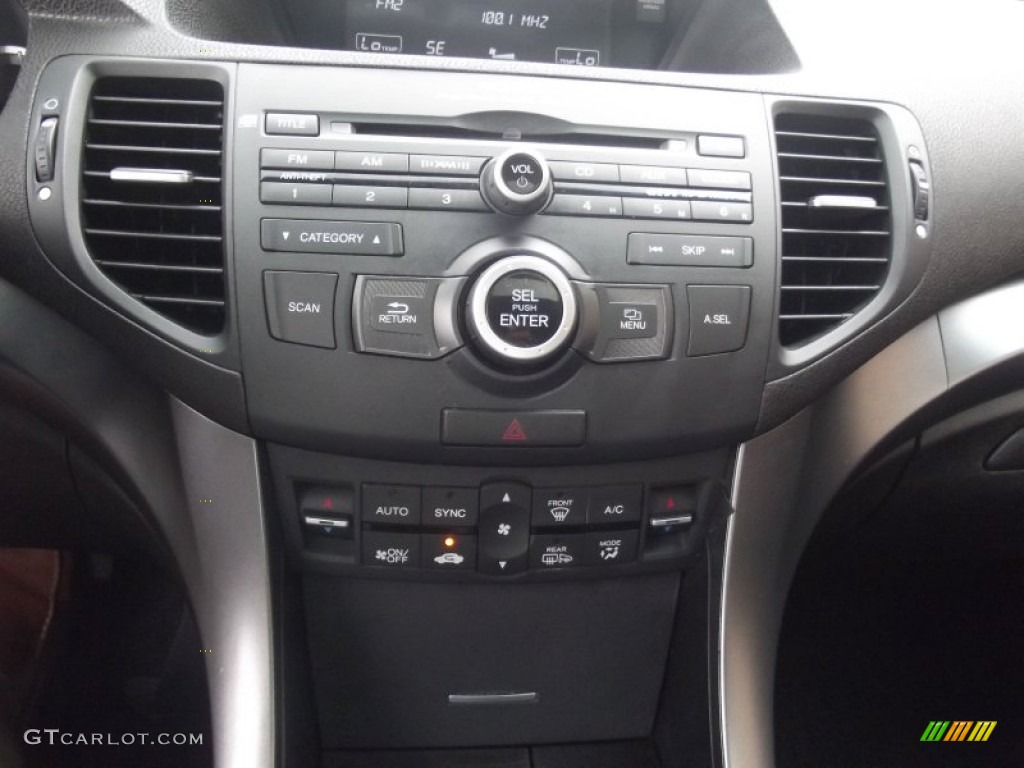 2011 Acura TSX Sedan Controls Photo #95389700