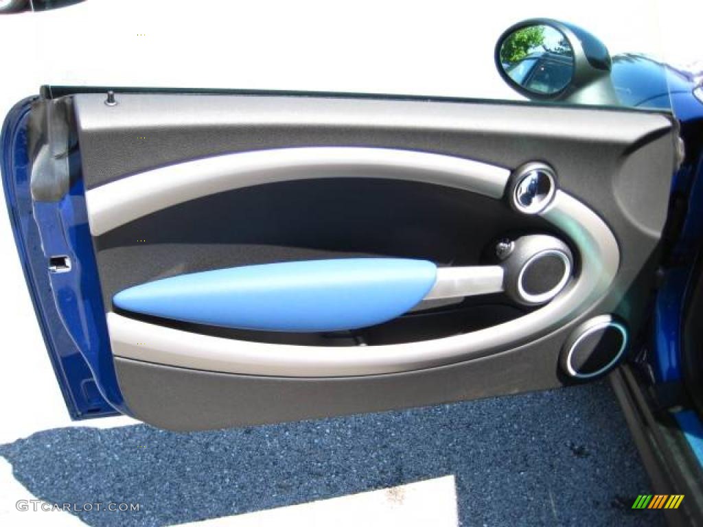 2009 Cooper S Hardtop - Lightning Blue Metallic / Black/Pacific Blue photo #13