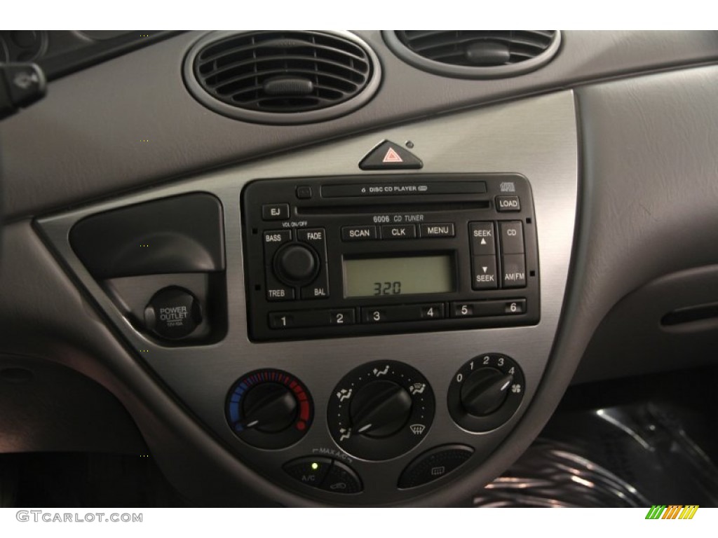 2002 Focus ZX5 Hatchback - Twilight Blue Metallic / Medium Graphite photo #8