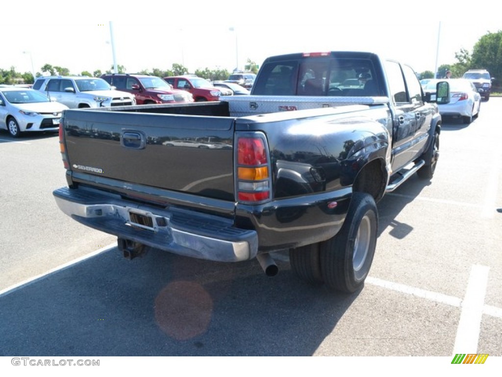 2006 Silverado 3500 LT Crew Cab 4x4 Dually - Black / Medium Gray photo #2