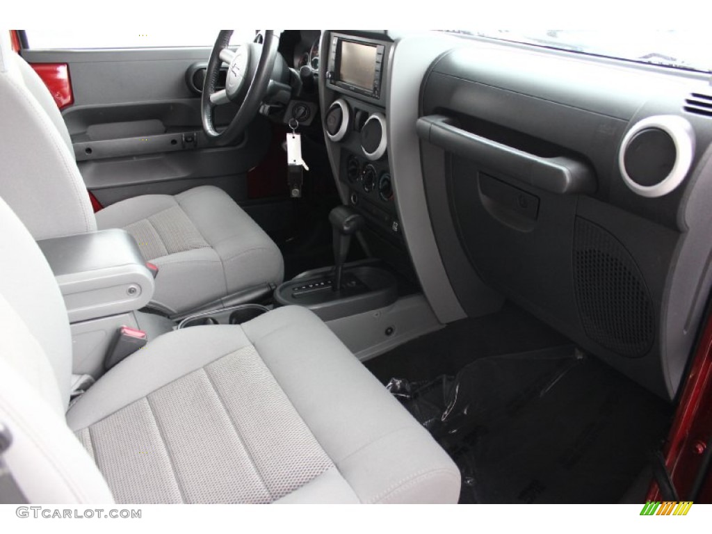 2009 Wrangler Sahara 4x4 - Red Rock Crystal Pearl Coat / Dark Slate Gray/Medium Slate Gray photo #21