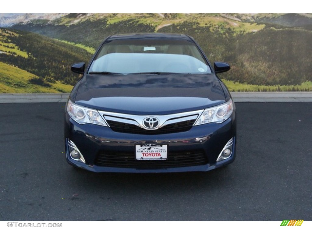 2014 Camry XLE - Parisian Night Pearl / Ivory photo #2