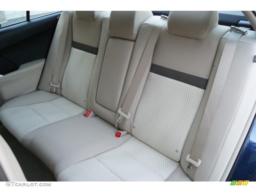 2014 Camry XLE - Parisian Night Pearl / Ivory photo #7