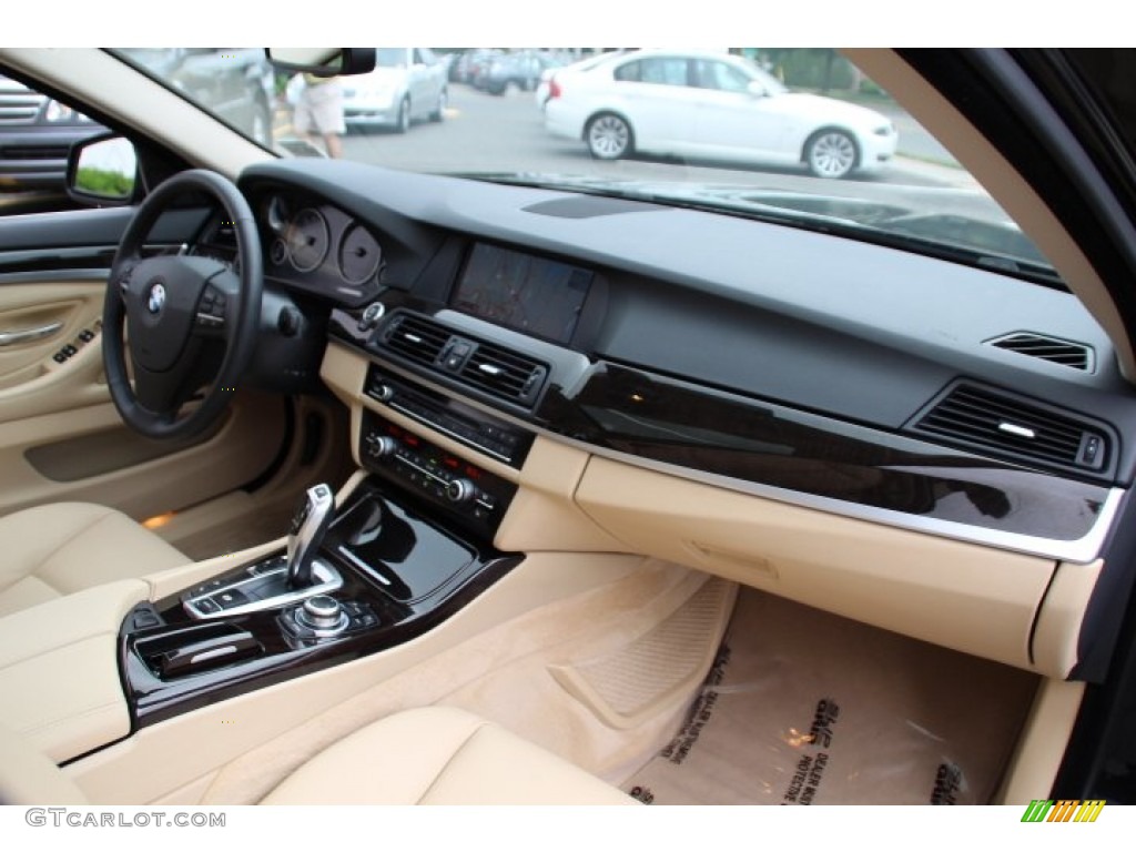 2012 BMW 5 Series 528i xDrive Sedan Venetian Beige Dashboard Photo #95407010