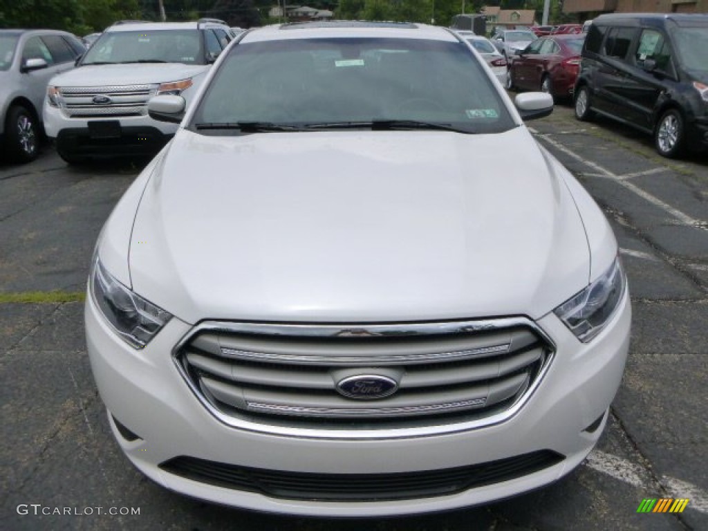 2015 Taurus SEL AWD - White Platinum Metallic / Charcoal Black photo #5