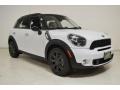 Light White - Cooper S Countryman Photo No. 2