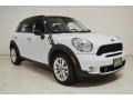 Light White - Cooper S Countryman Photo No. 2