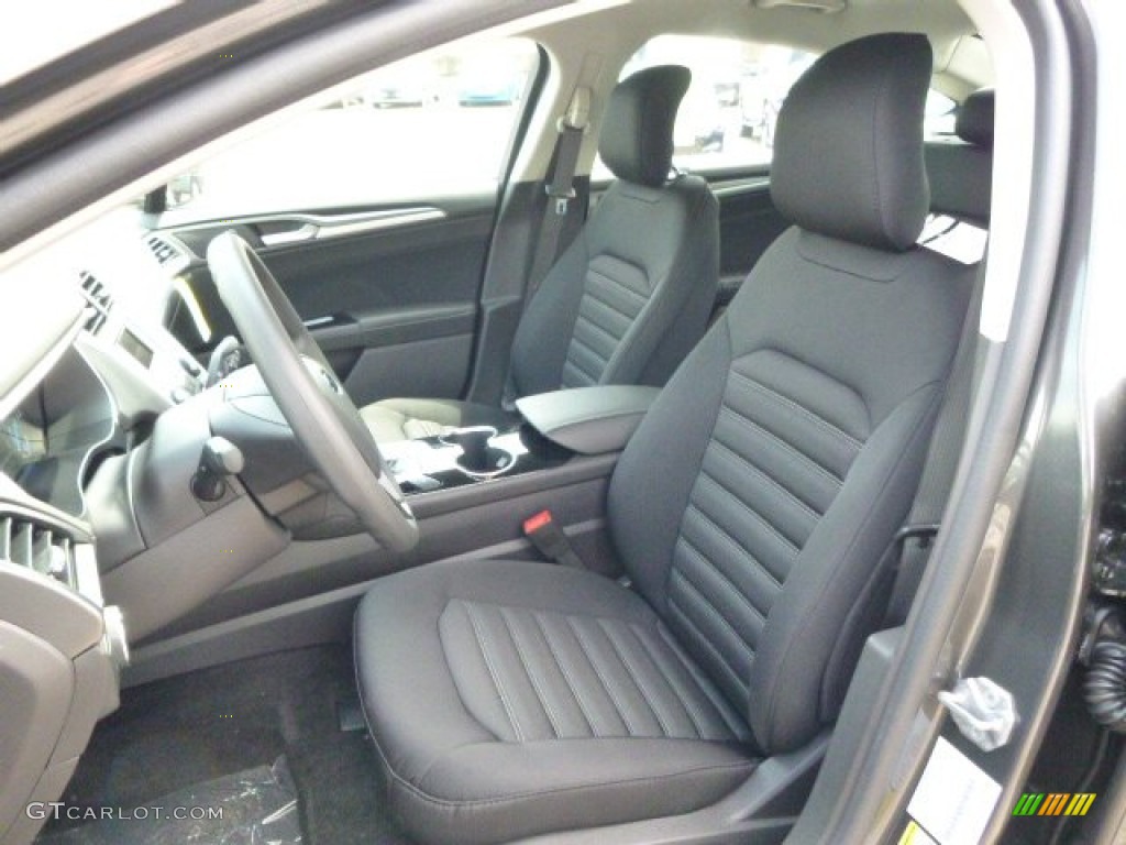 2015 Ford Fusion SE Front Seat Photo #95420268