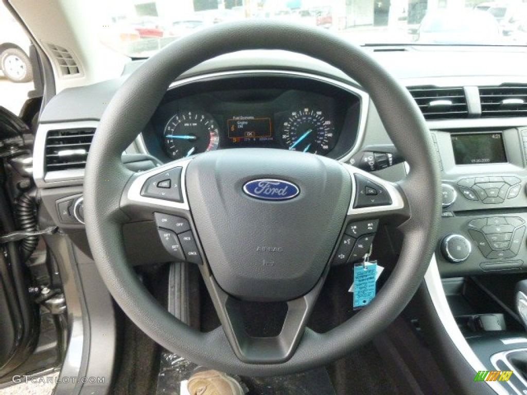 2015 Ford Fusion SE Charcoal Black Steering Wheel Photo #95420418