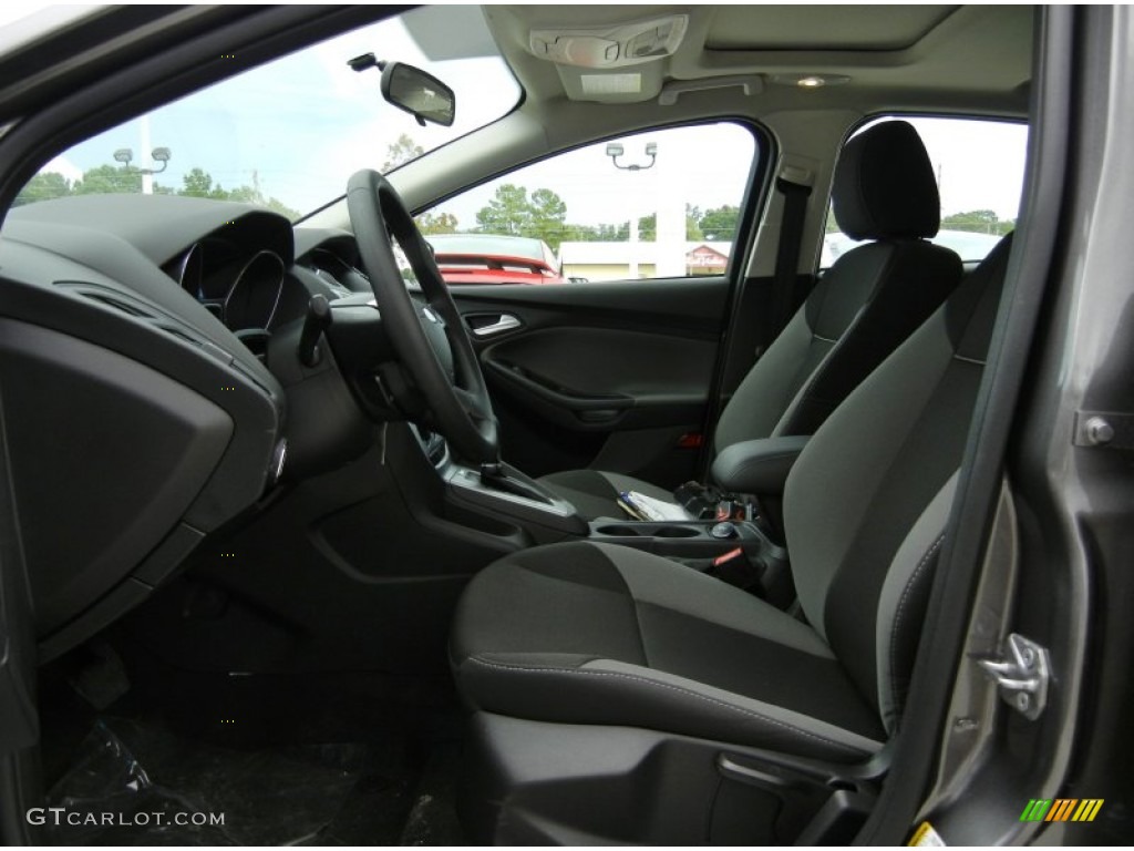 2014 Focus SE Hatchback - Sterling Gray / Charcoal Black photo #6