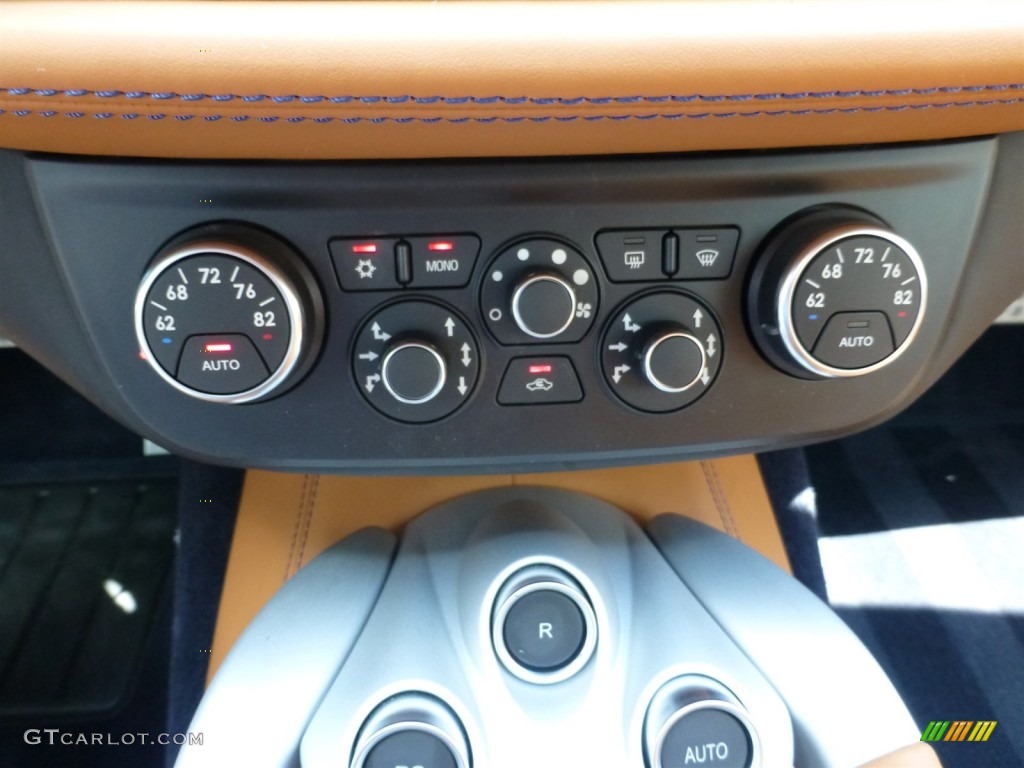 2012 Ferrari FF Standard FF Model Controls Photo #95422491