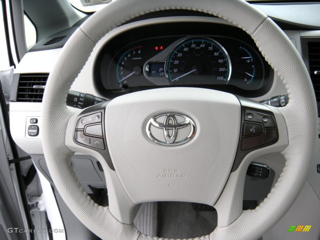 2014 Toyota Sienna XLE Light Gray Steering Wheel Photo #95422713
