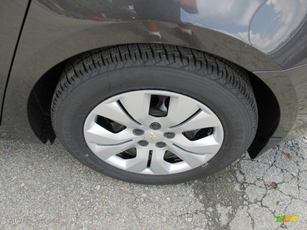 2014 Cruze LS - Tungsten Metallic / Jet Black/Medium Titanium photo #3
