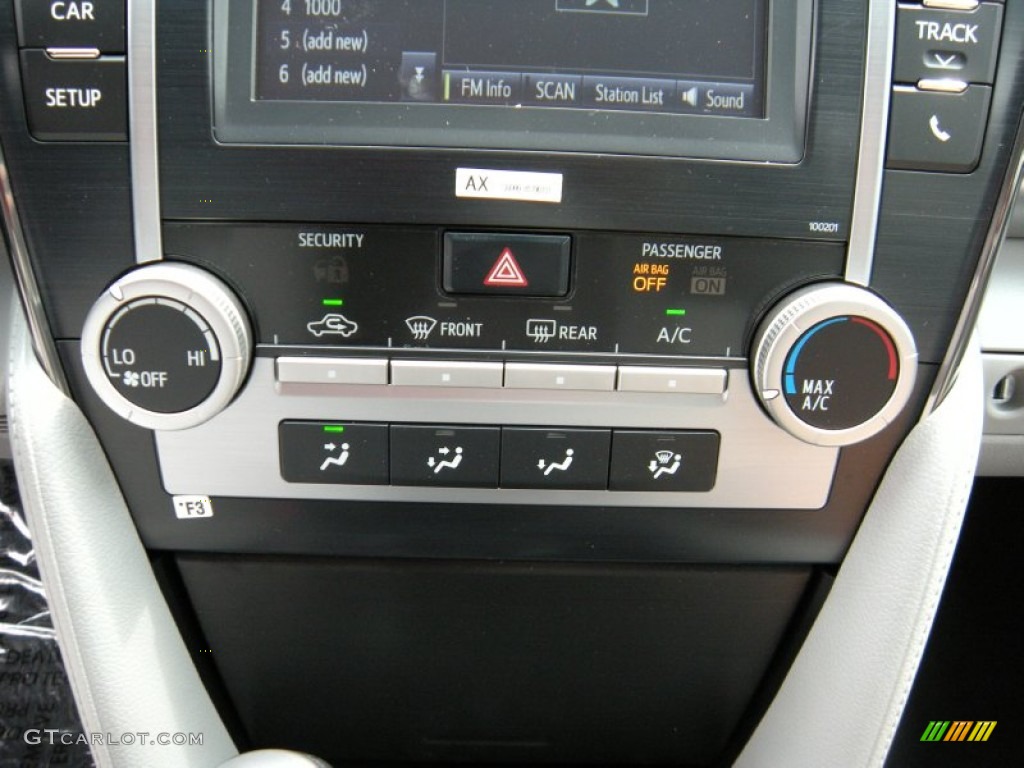 2014 Camry LE - Magnetic Gray Metallic / Ash photo #28