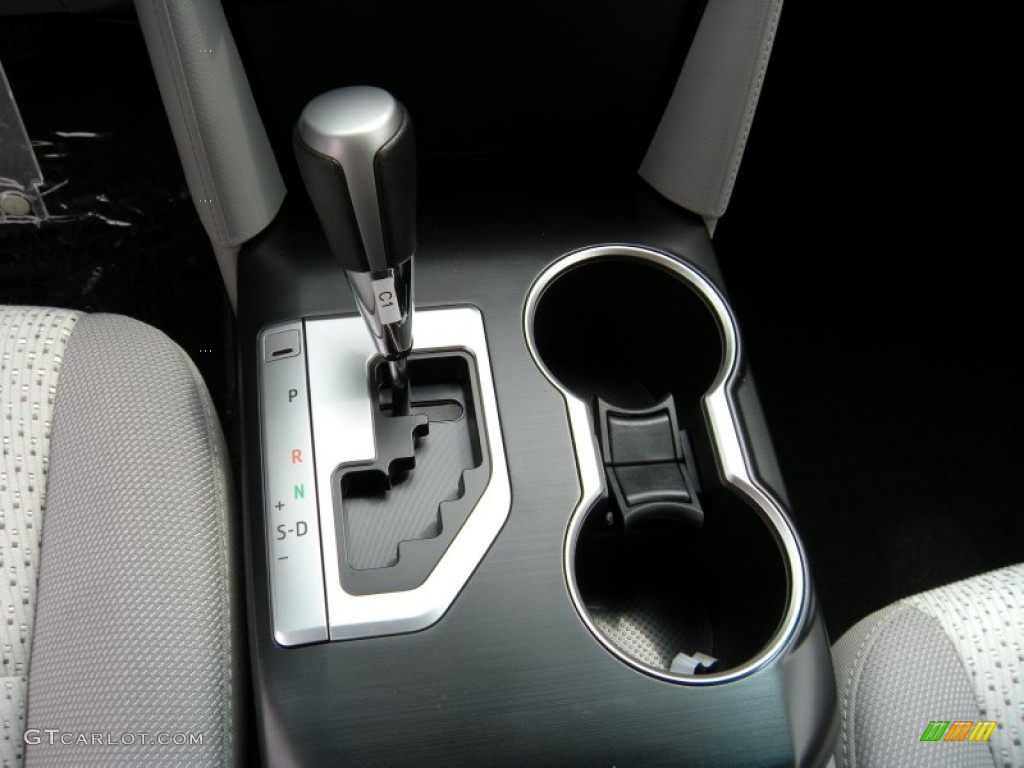 2014 Camry LE - Magnetic Gray Metallic / Ash photo #29
