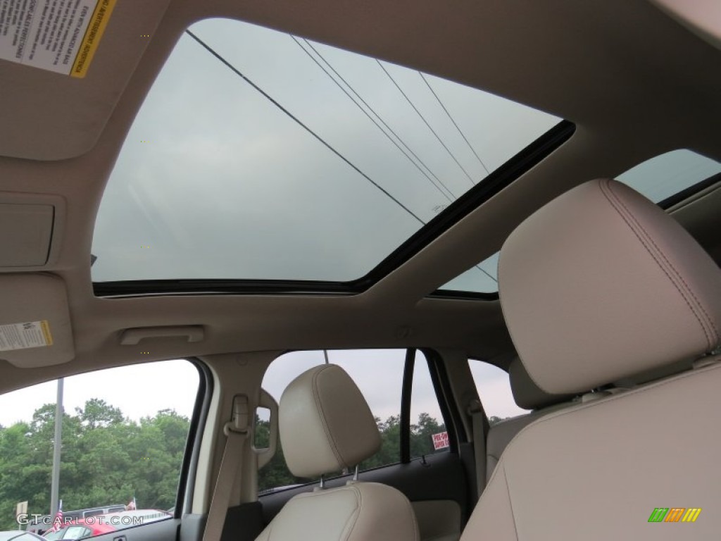 2012 Edge SEL - White Platinum Metallic Tri-Coat / Medium Light Stone photo #11