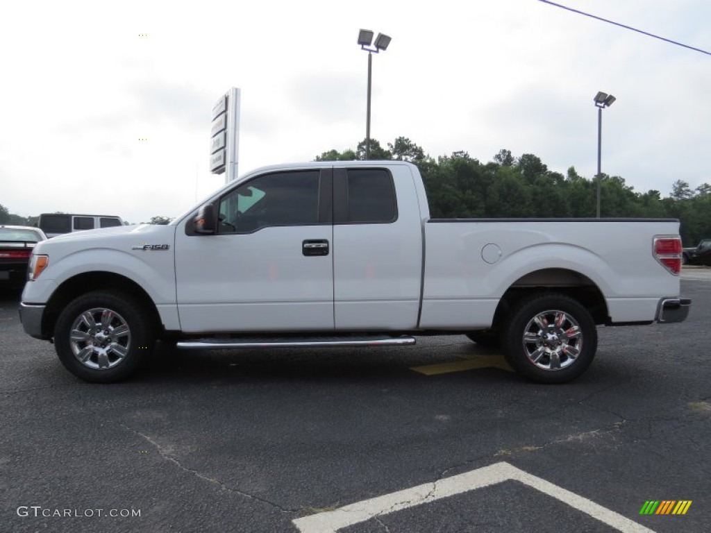 2010 F150 XLT SuperCab - Oxford White / Tan photo #4