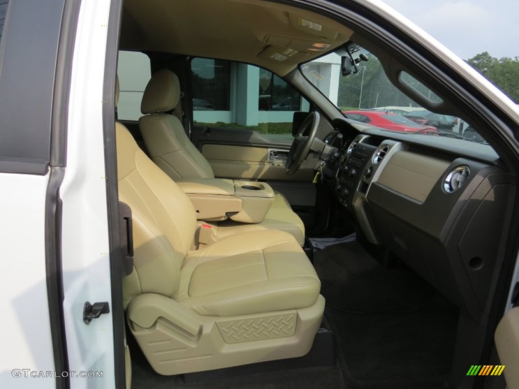 2010 F150 XLT SuperCab - Oxford White / Tan photo #17