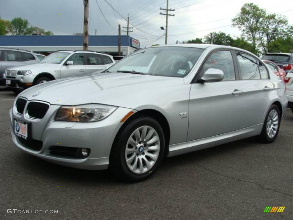 2009 3 Series 328xi Sedan - Titanium Silver Metallic / Grey Dakota Leather photo #4