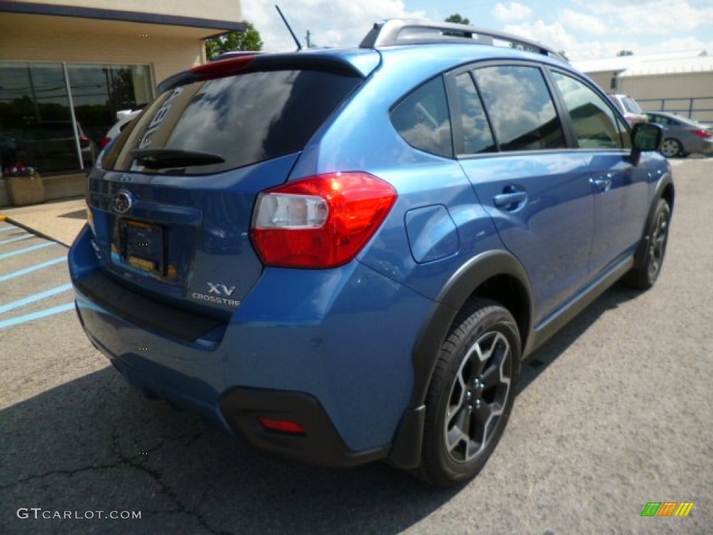 2014 XV Crosstrek 2.0i Premium - Quartz Blue Pearl / Ivory photo #7